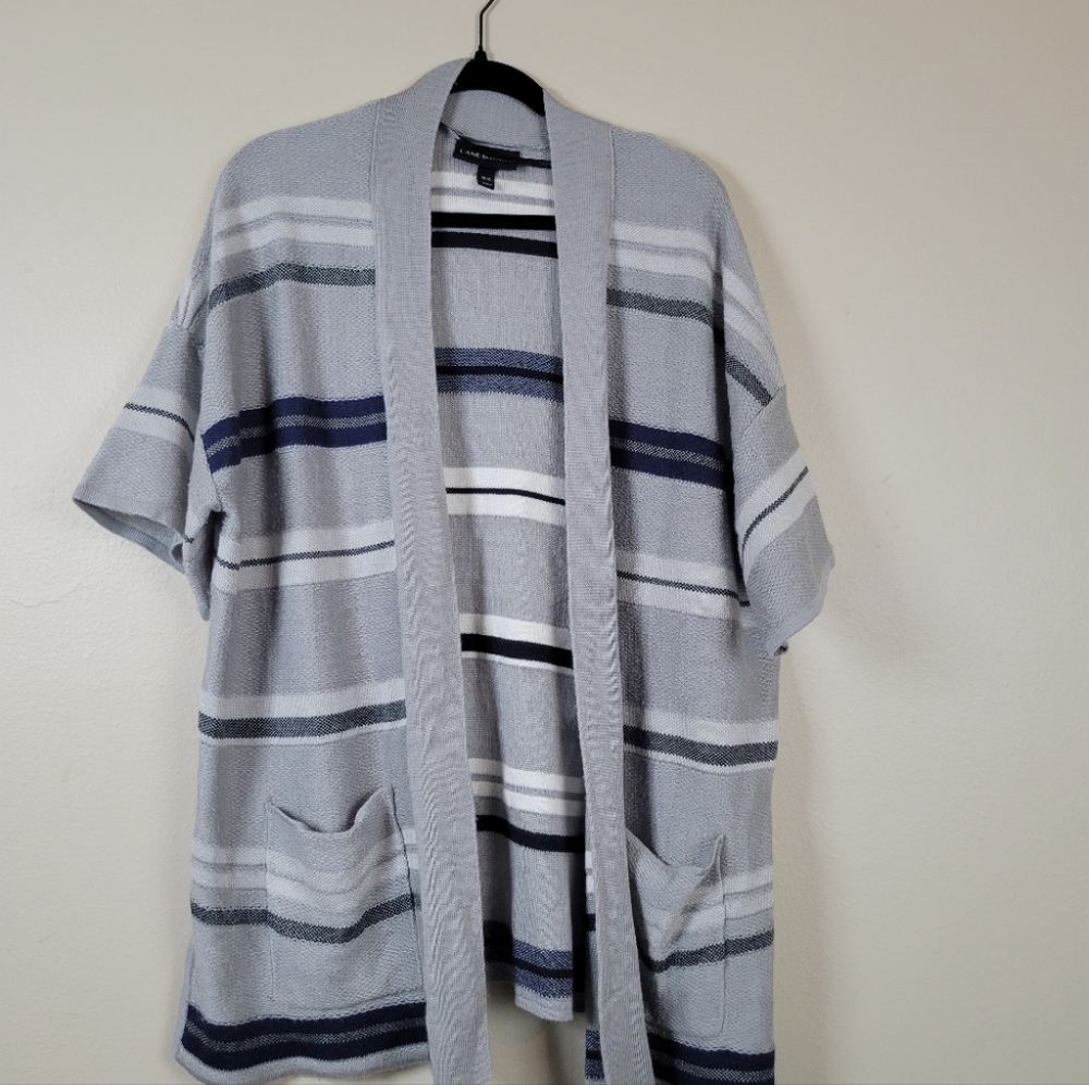 Lane Bryant Short Sleeve Striped Open Front Cardigan in Gray Blue & White